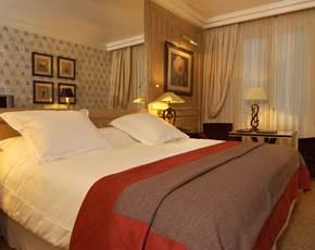 Classic Rooms Hotel Amarante Champs Elysees Paris